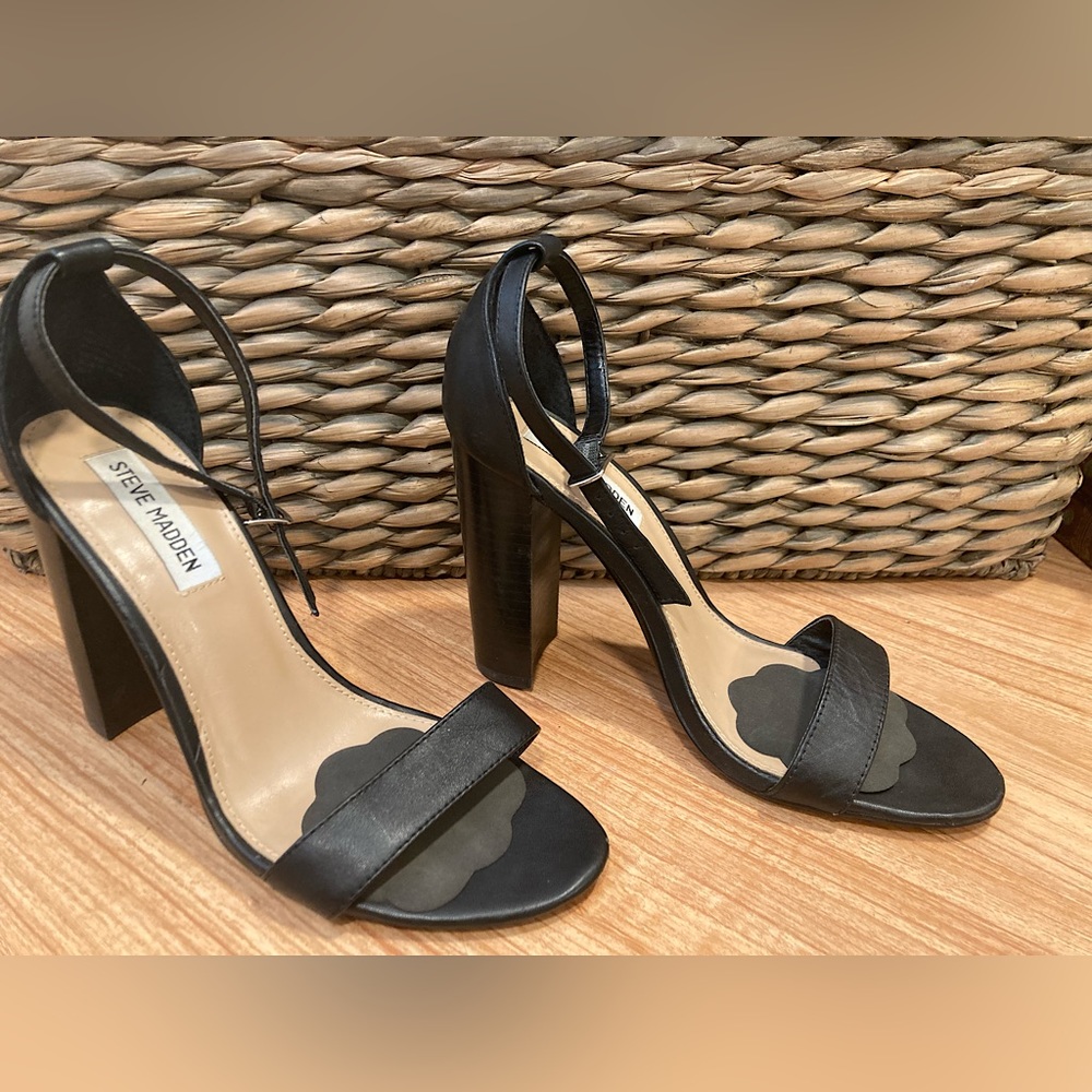 Black Steve Madden Carrson Block Heel